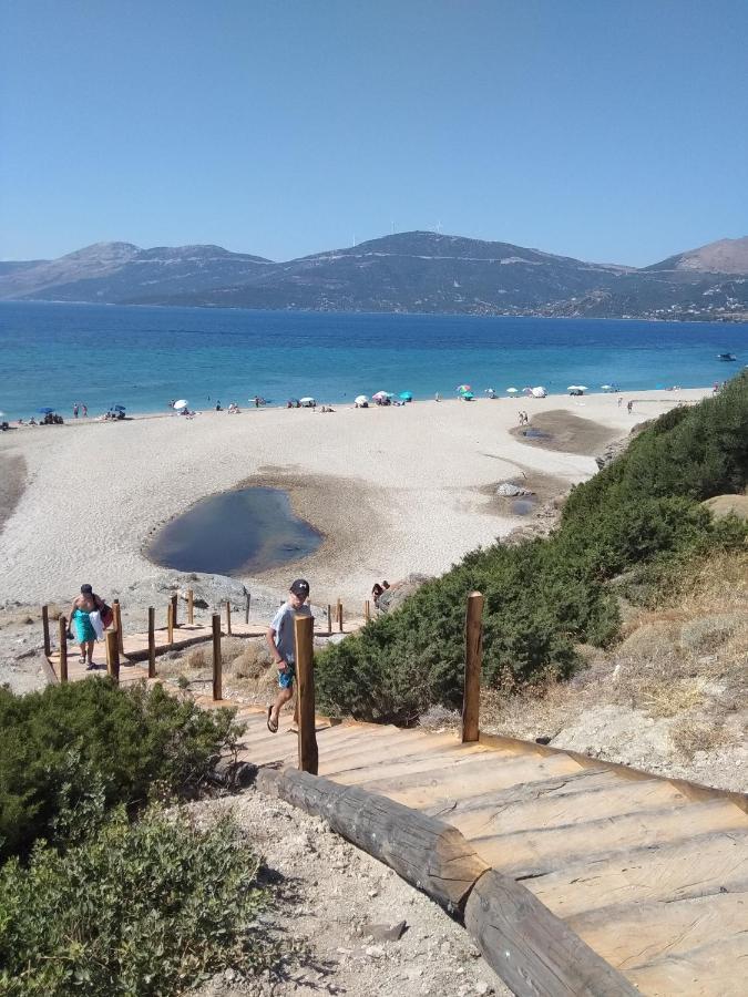 Marmari Megali Ammos Maisonette Villa Bagian luar foto